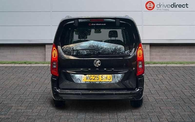 Used Vauxhall Combo Ultimate 100 kW (136 HP) 2025 Black Estate