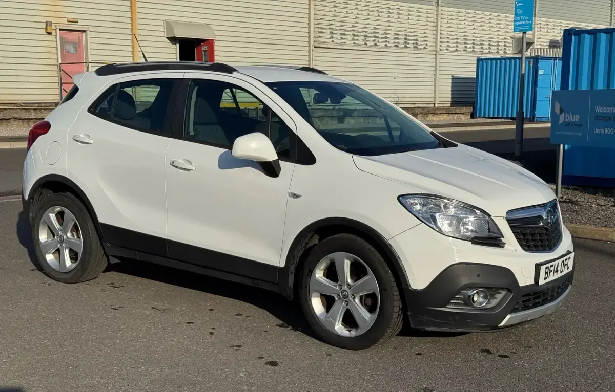 Used Vauxhall Mokka 130 HP (95 kW) 2014 White SUV