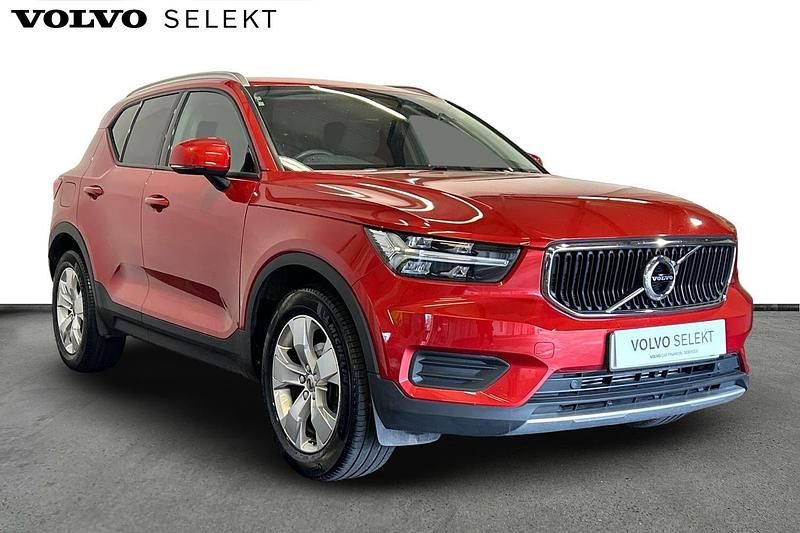 Red Used 2021 Volvo XC40 Momentum SUV | £17,250 (Good price) - Image 1/3
