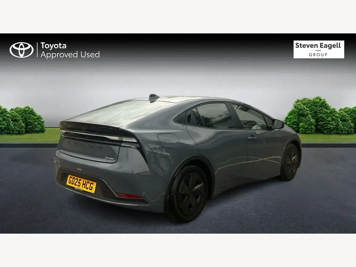 Used Toyota Prius Design 2025 Grey Hatchback