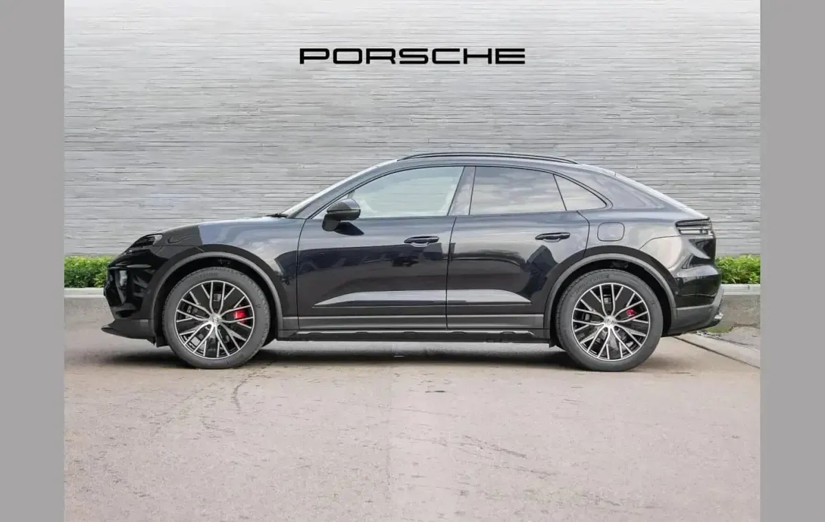 Used Porsche Macan Sport 380 kW (517 HP) 2026 Black SUV