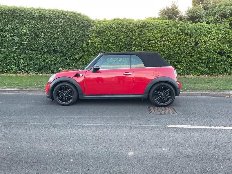 Used Mini Cooper Cabriolet 122 HP (89 kW) 2015 Red Cabriolet