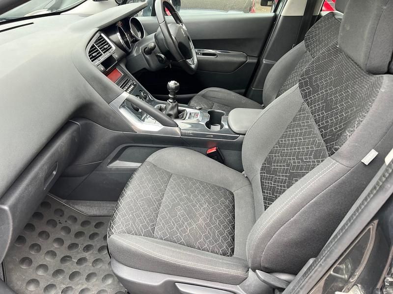 Begagnad Peugeot 3008 Active 2015 Grå Kombi