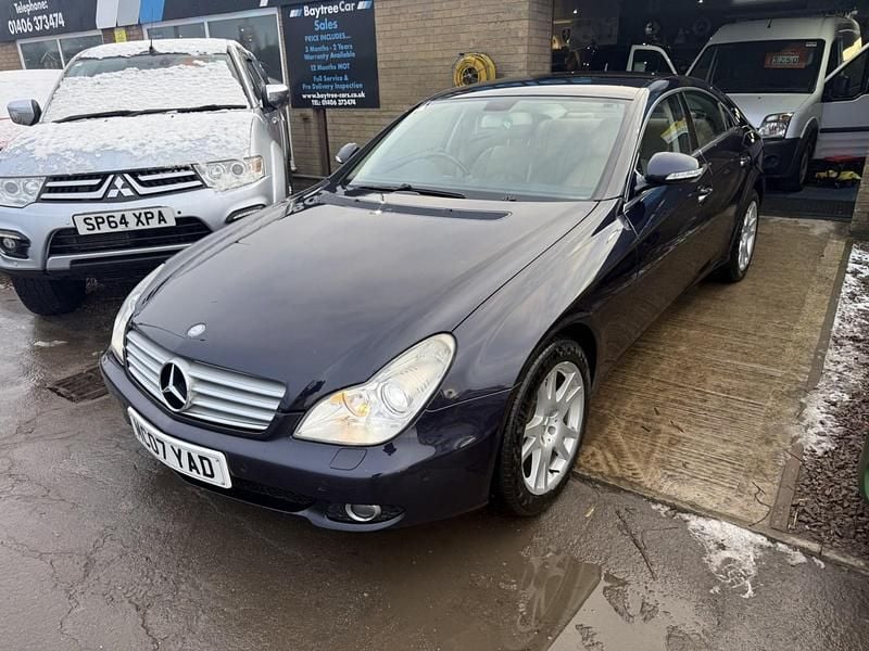 Used Mercedes CLS320 2007 Blue Sedan