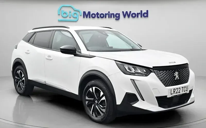 Used Peugeot 2008 Allure Premium 101 HP (74 kW) 2022 SUV