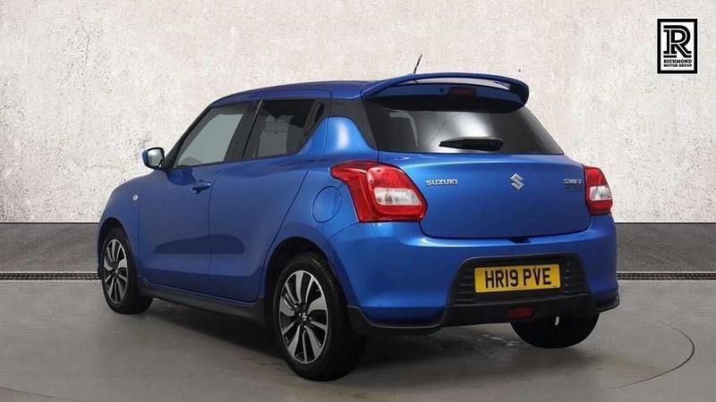 Used Suzuki Swift 90 HP (66 kW) 2019 Blue Hatchback