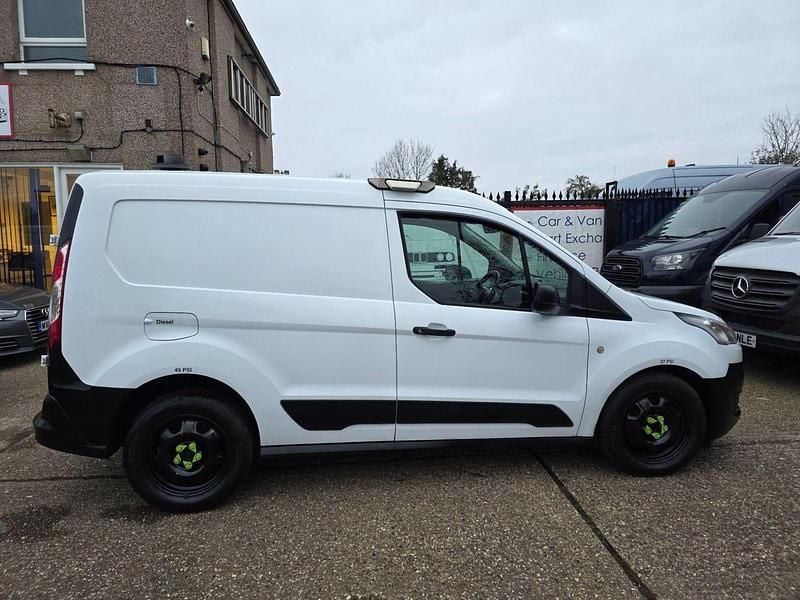 Used Ford Transit Connect 100 HP (73 kW) 2018 White MPV