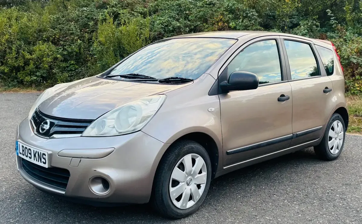 Used Nissan Note Visia 88 HP (64 kW) 2009 Beige Hatchback