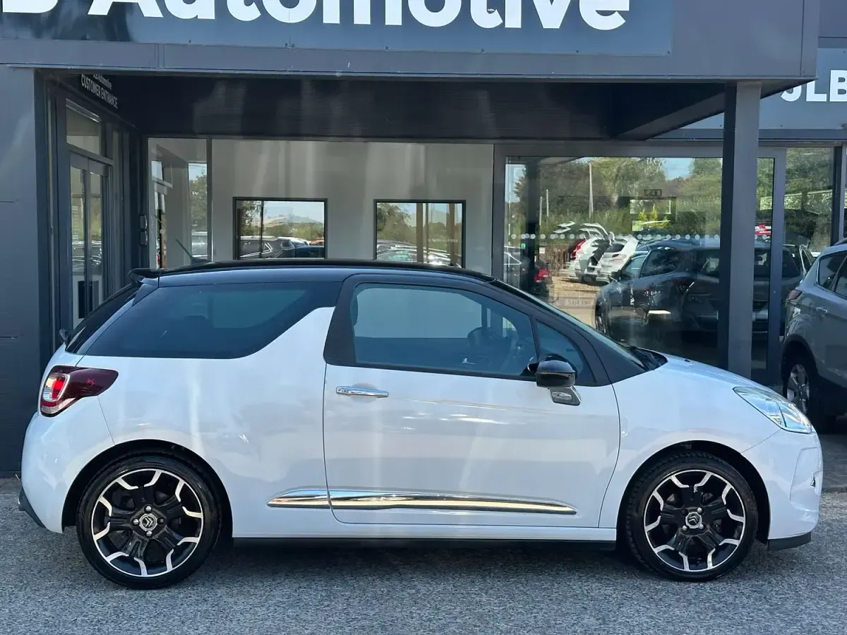 Used Citroën DS3 2013 White Hatchback