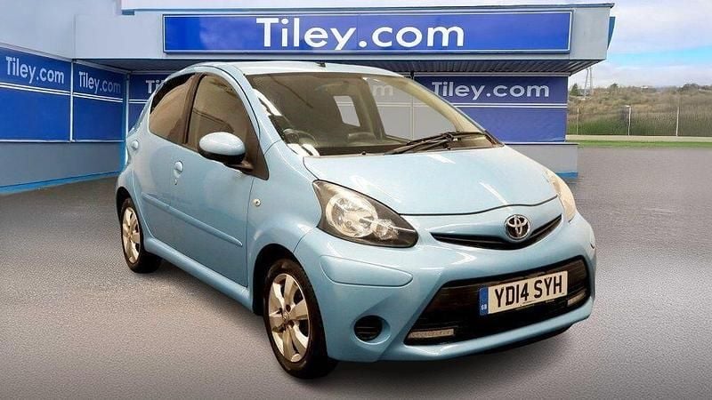Blue Used 2014 Toyota Aygo Style Hatchback | £4,990 (Good price) - Image 1/2