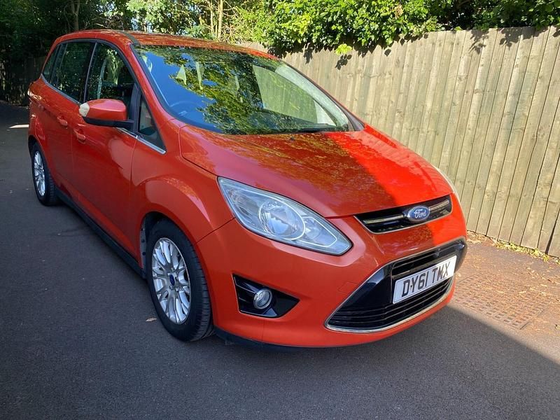 Red Used 2012 Ford Grand C-Max Titanium MPV | £4,250 (Good price) - Image 1/4