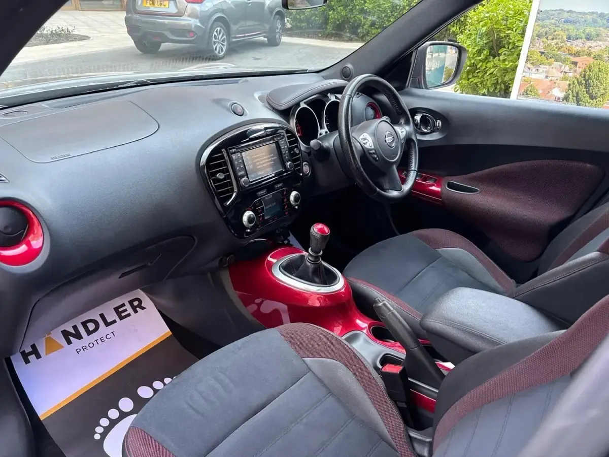 Usado Nissan Juke N-Connecta 2016 Cinzento SUV