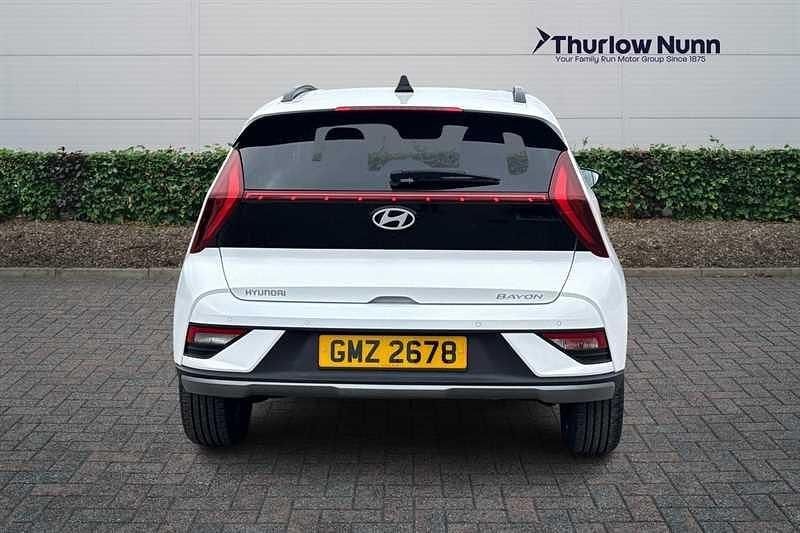 Used Hyundai Bayon Premium 100 HP (73 kW) 2025 White SUV