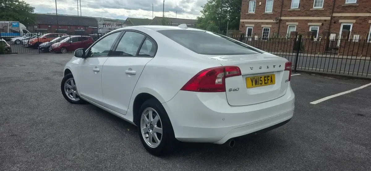 Used Volvo S60 Business Edition 2015 White Sedan