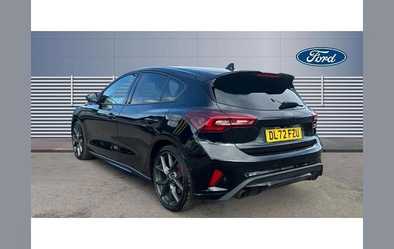 Used Ford Focus ST 280 HP (205 kW) 2023 Black Hatchback