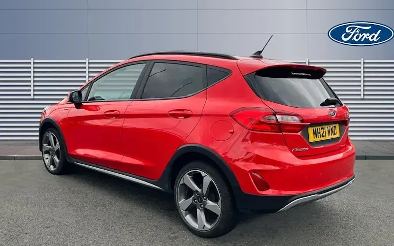 Second-hand Ford Fiesta Active 101 CP (74 kW) 2021 Roșu Hatchback