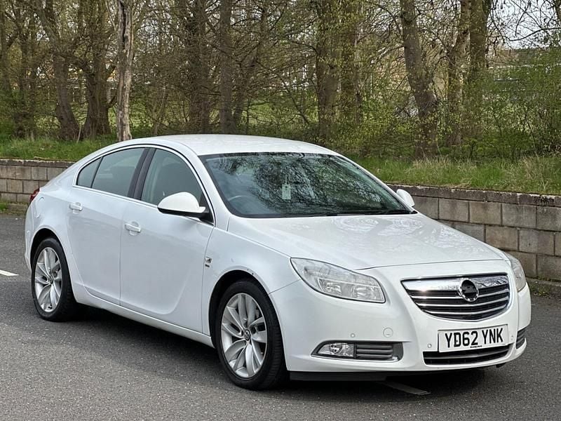 Used Vauxhall Insignia SRi 2012 White Hatchback