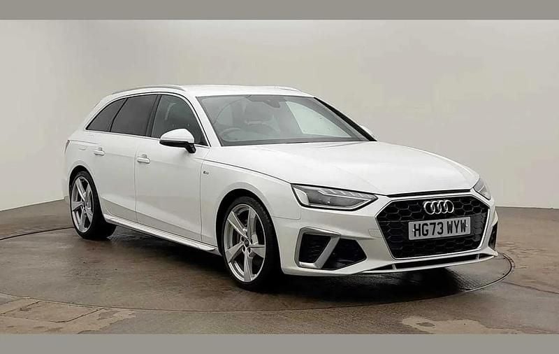 Used Audi A4 S-Line 200 HP (147 kW) 2024 White Estate