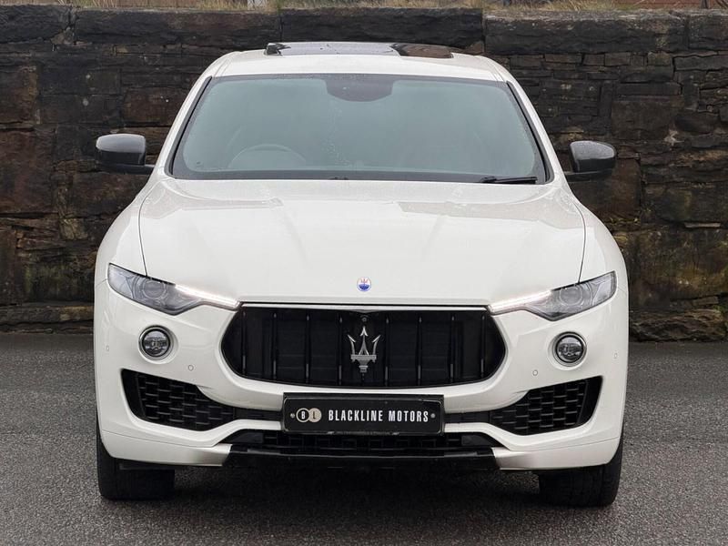 Used Maserati Levante 275 HP (202 kW) 2017 White SUV