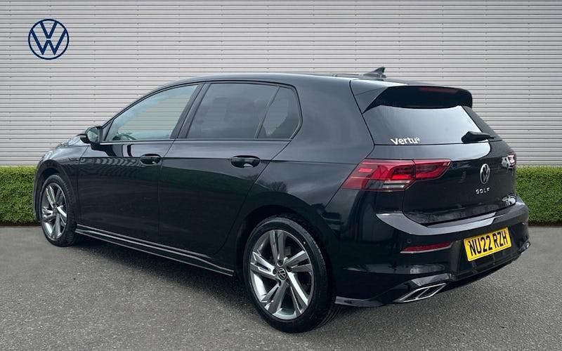 Used VW Golf VIII R-line 150 HP (110 kW) 2024 Hatchback