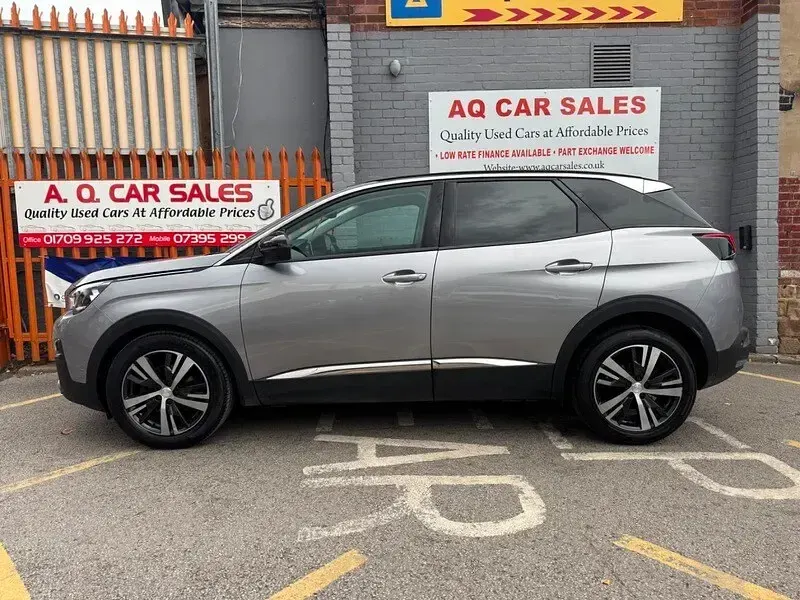 Used Peugeot 3008 Allure 120 HP (88 kW) 2017 Grey SUV