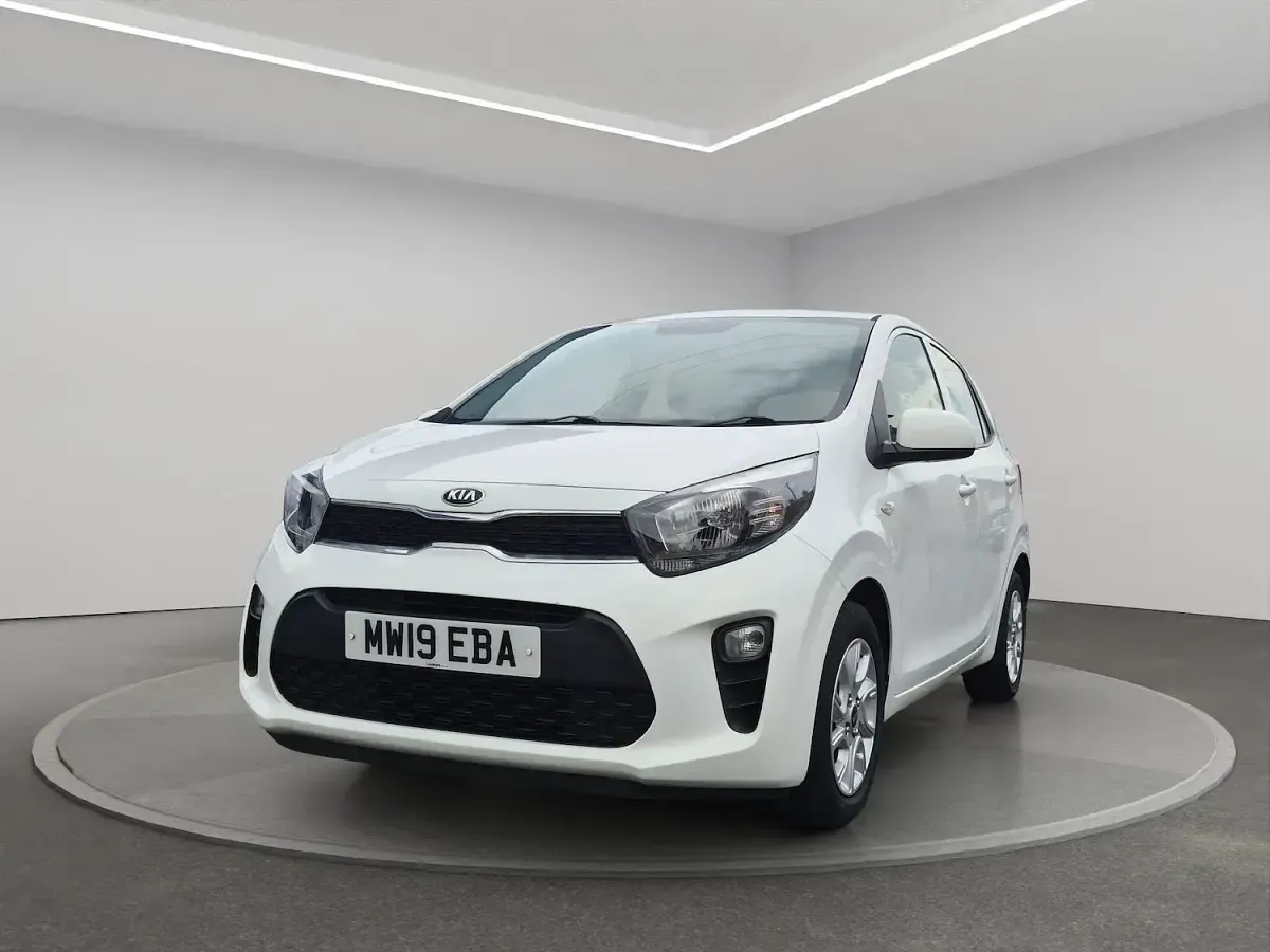 Used Kia Picanto 84 HP (61 kW) 2019 White Hatchback