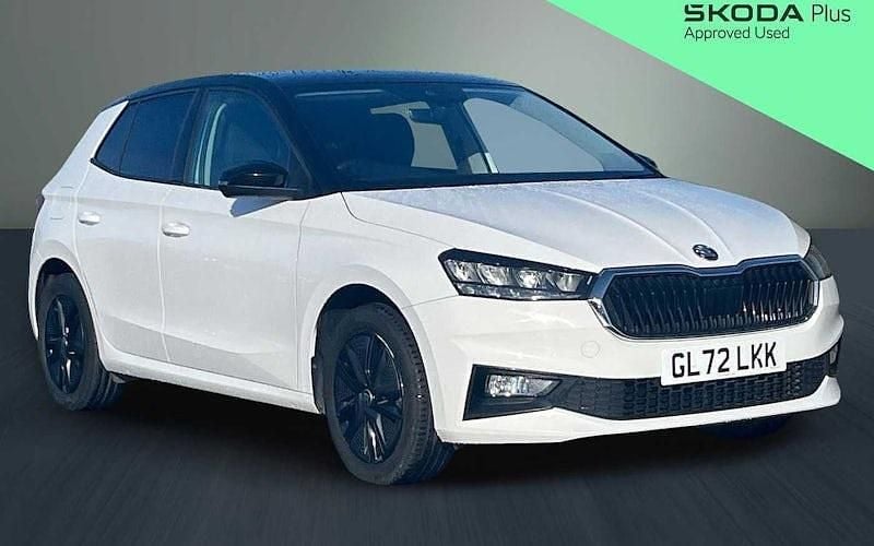 Used Skoda Fabia Colour Edition 110 HP (80 kW) 2023 Candy white Hatchback