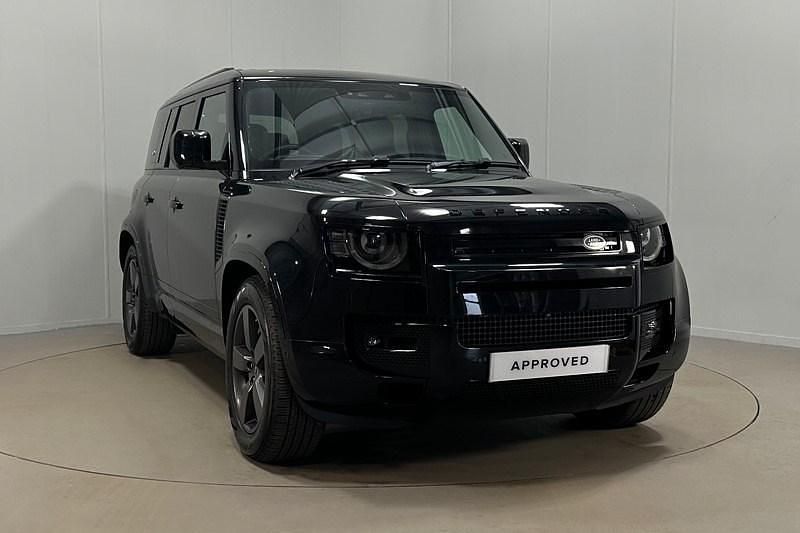 Used Land Rover Defender HSE Dynamic 398 HP (292 kW) 2024 Black SUV
