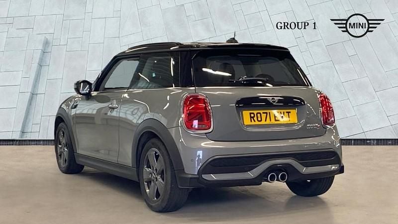 Used Mini Cooper S Classic 176 HP (129 kW) 2021 Grey Hatchback
