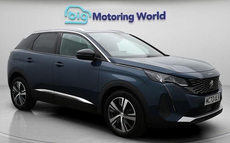 Used Peugeot 3008 Allure 131 HP (96 kW) 2023 Blue Hatchback