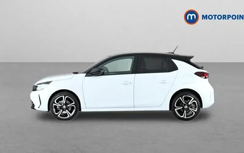 Used Vauxhall Corsa 101 HP (74 kW) 2025 White Hatchback
