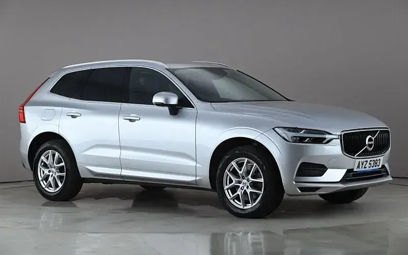 Usado Volvo XC60 Momentum 250 CV (183 kW) 2020 SUV