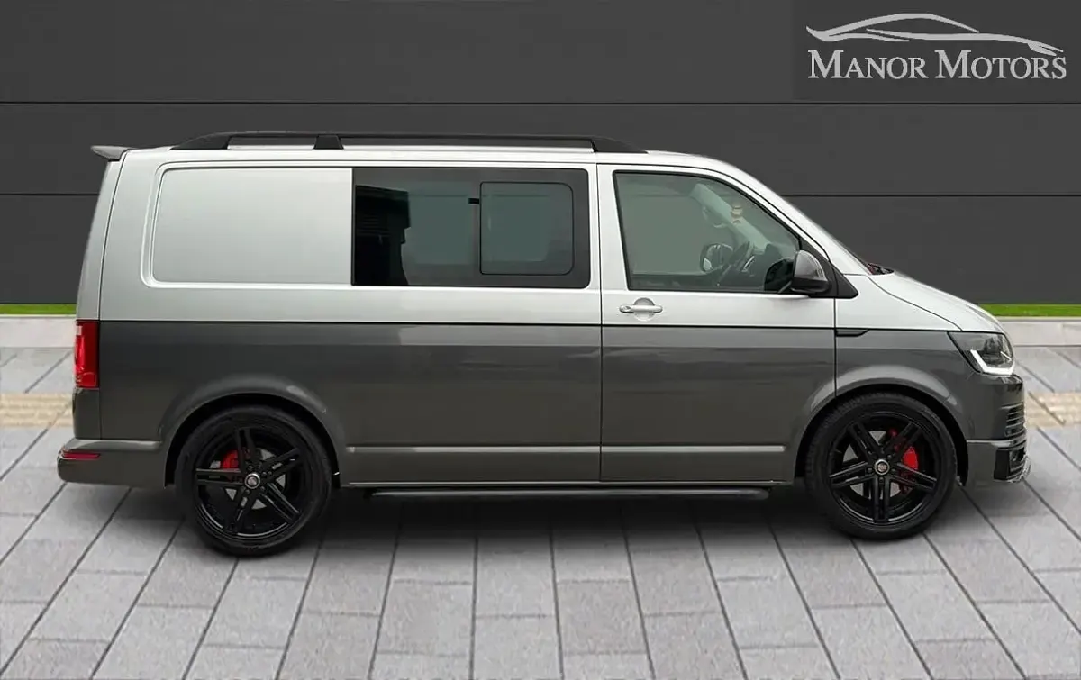 Second-hand VW Transporter Highline 201 CP (147 kW) 2017 Argintiu Van