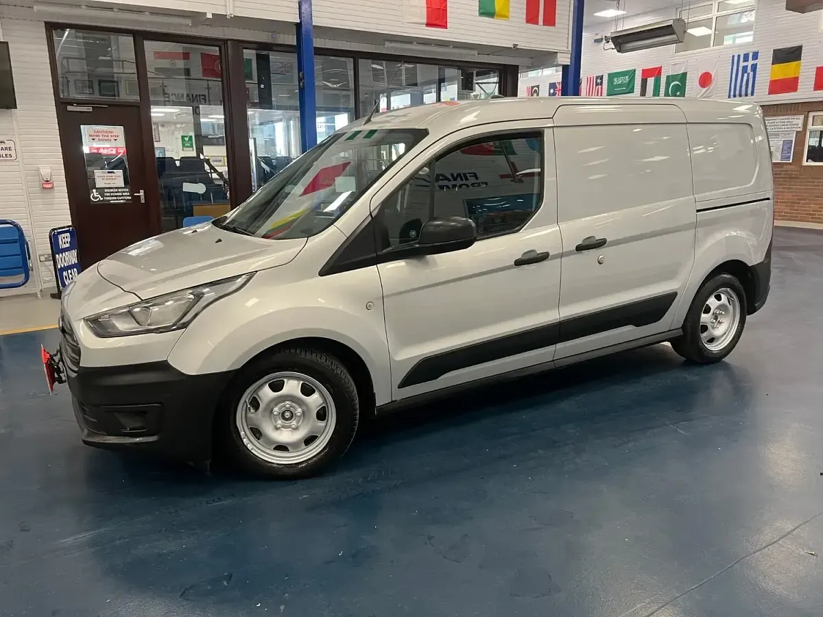 Used Ford Transit Connect 100 HP (73 kW) 2020 Silver MPV