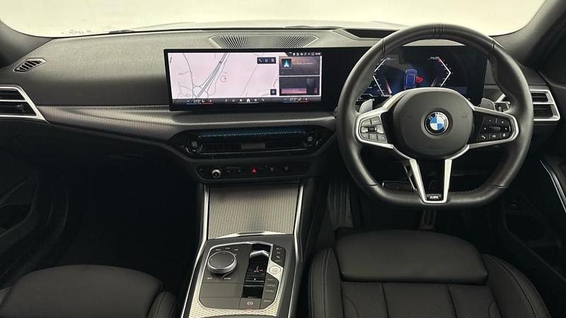 Used BMW 320 M Sport 181 HP (133 kW) 2025 Blue Estate