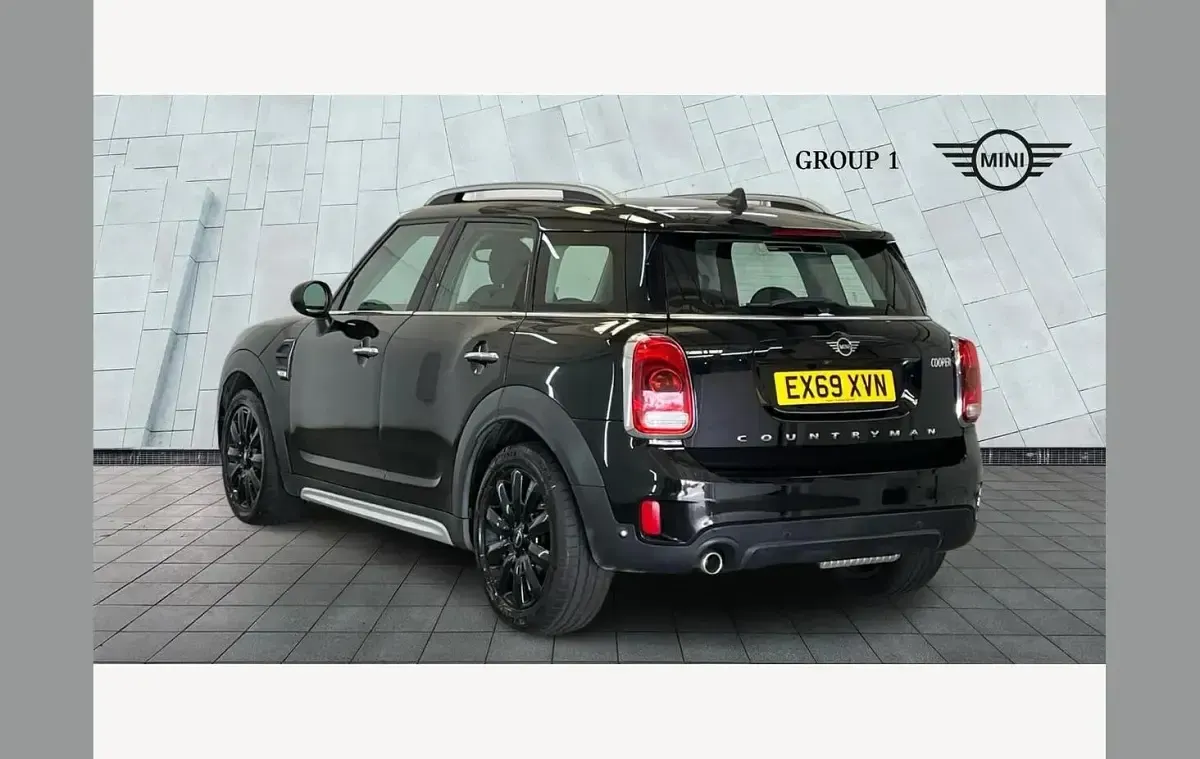 Used Mini Cooper Countryman Classic 134 HP (98 kW) 2019 Black SUV