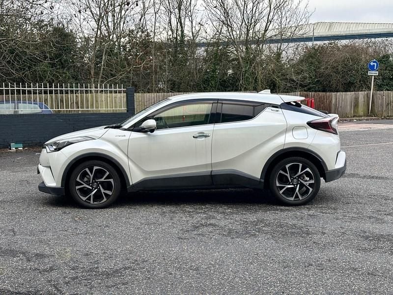 Used Toyota C-HR 2018 White SUV