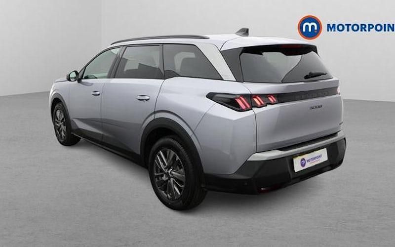 Used Peugeot 5008 Allure 145 HP (106 kW) 2025 Grey SUV