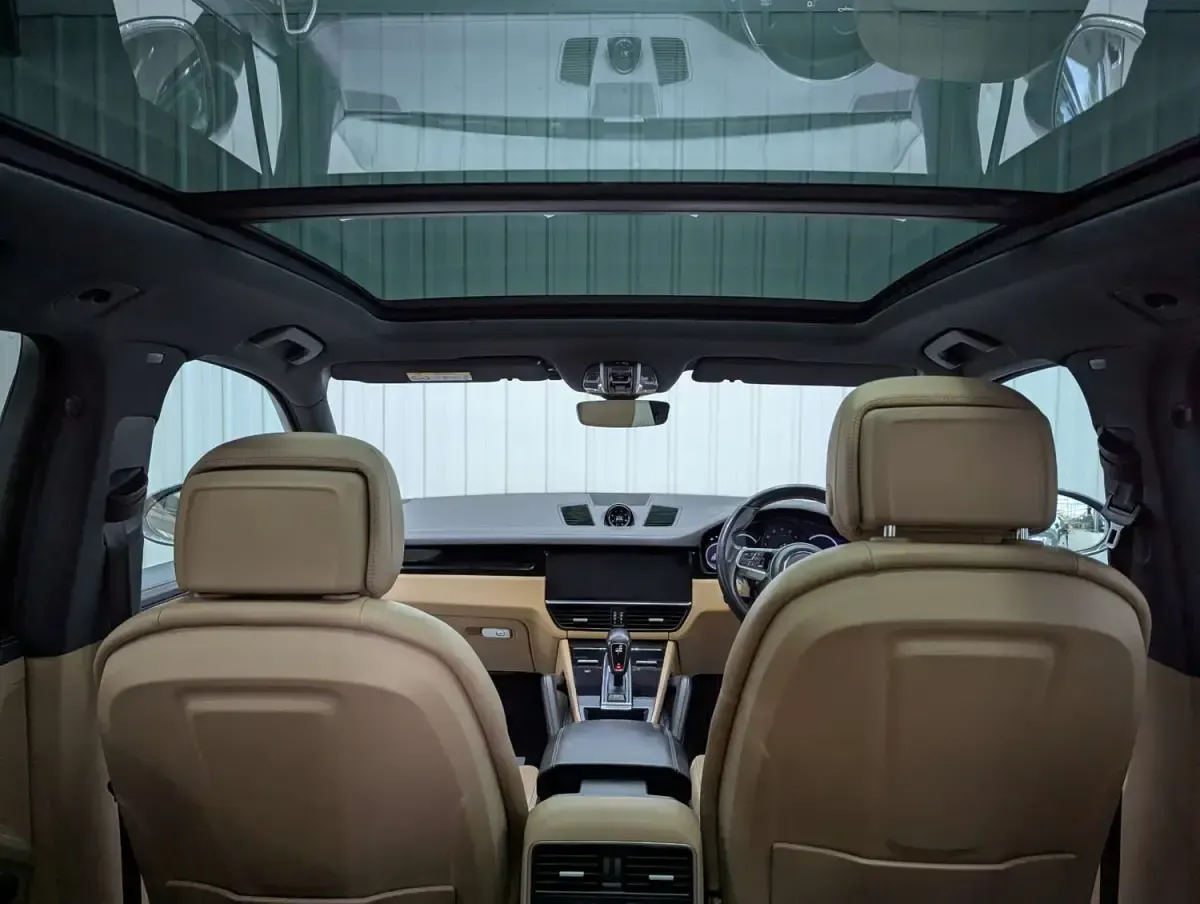 Usado Porsche Cayenne 340 HP (250 kW) 2019 Cinzento SUV