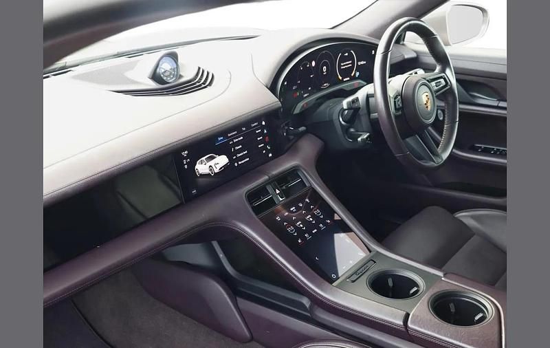 Used Porsche Taycan 389 kW (530 HP) 2022 Other Estate