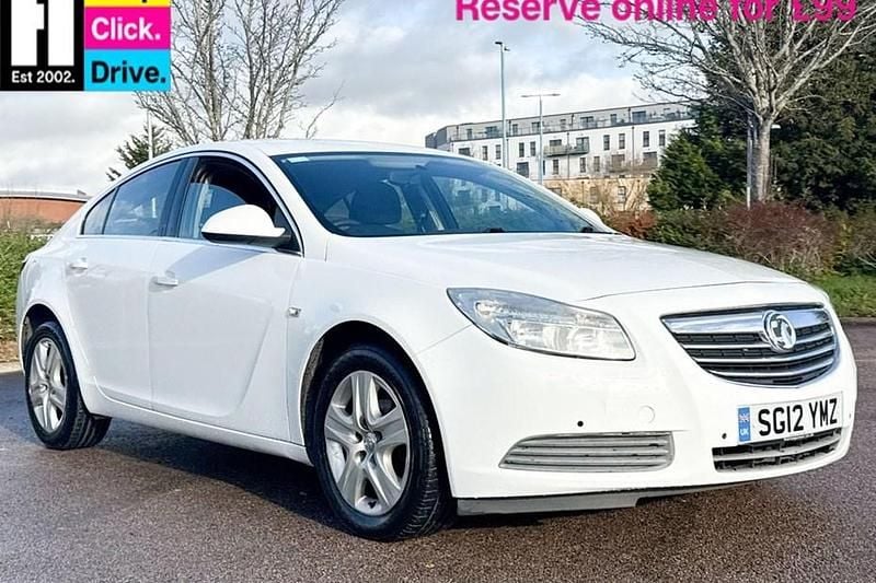 White Used 2012 Vauxhall Insignia Hatchback | £1,820 (Fair price) - Image 1/1