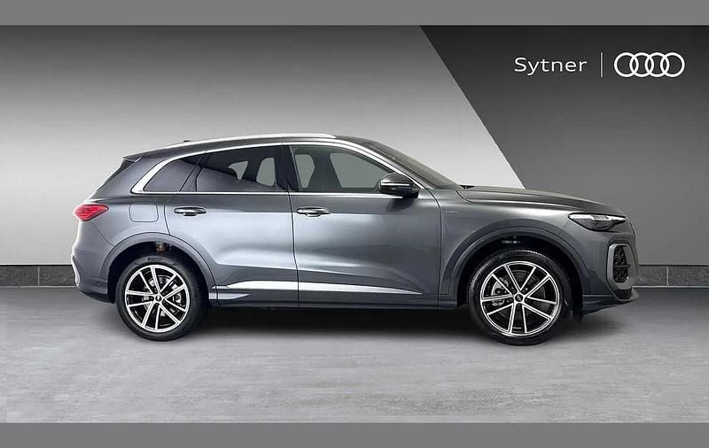 Used Audi Q5 S-Line 295 HP (216 kW) 2026 Grey SUV