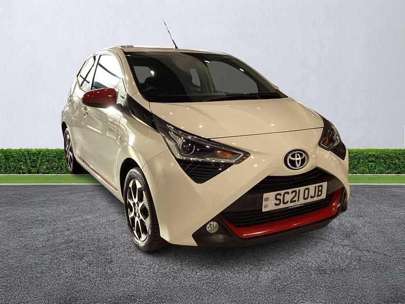 White Used 2021 Toyota Aygo Trend Hatchback | £12,781 (A bit pricey) - Image 1/4