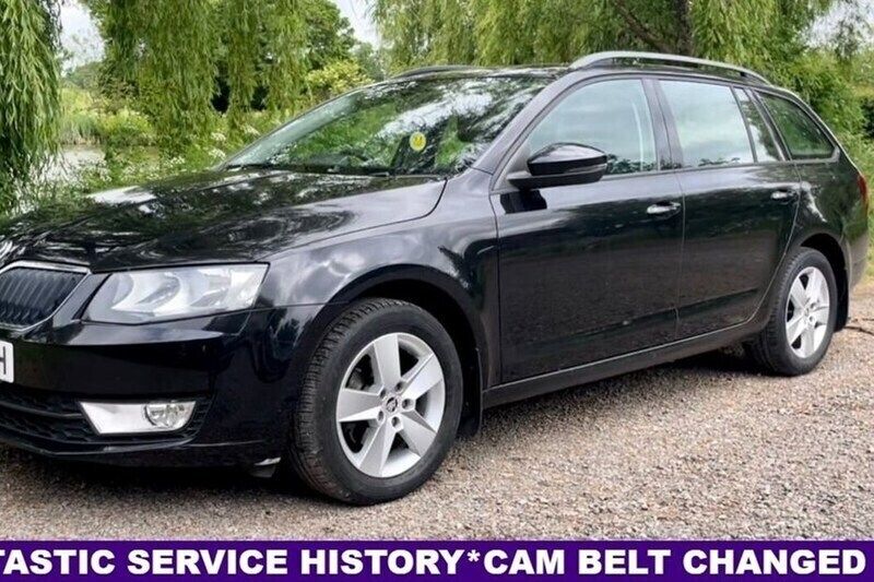 Black Used 2014 Skoda Octavia SE Estate | £7,498 (Fair price) - Image 1/1