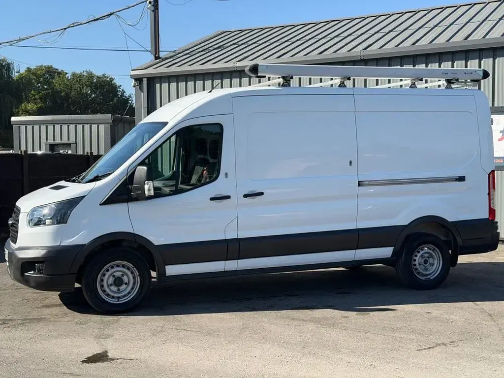 Used Ford Transit 130 HP (95 kW) 2017 White Van