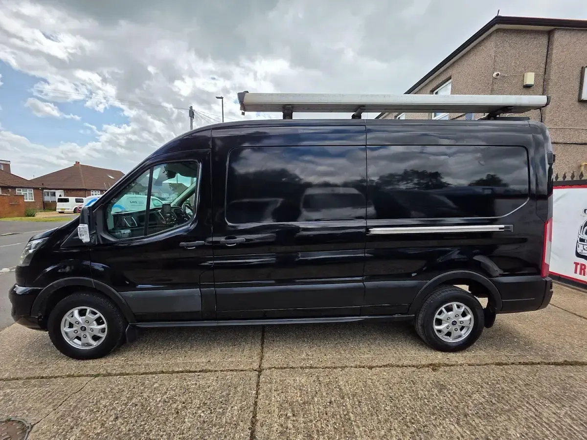 Used Ford Transit Limited 185 HP (136 kW) 2020 Black Van