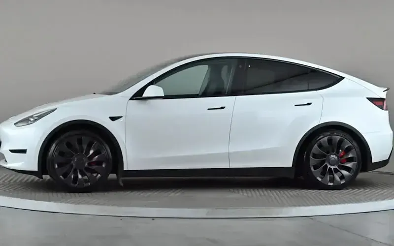 Used Tesla Model Y Performance 317 kW (432 HP) 2024 SUV