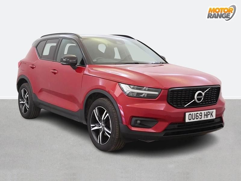 Red Used 2019 Volvo XC40 R-Design SUV | £17,195 (Fair price) - Image 1/4