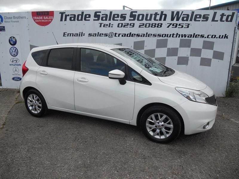 White Used 2014 Nissan Note Acenta Premium MPV | £3,995 (Fair price) - Image 1/4