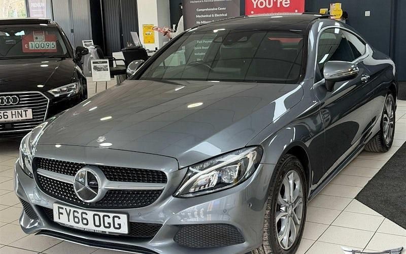 Usado Mercedes C220 Premium Plus 170 CV (125 kW) 2016 Gris Coupe